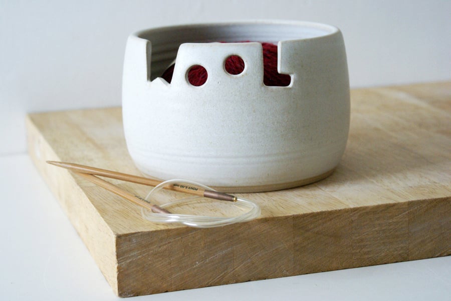 Made to order - The 'wool' yarn bowl, hand thrown custom pottery yarn bowl