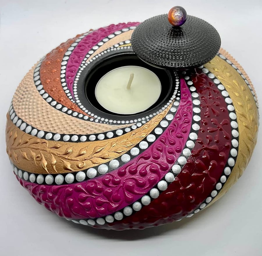 The Pink Pirouette (tealight holder)