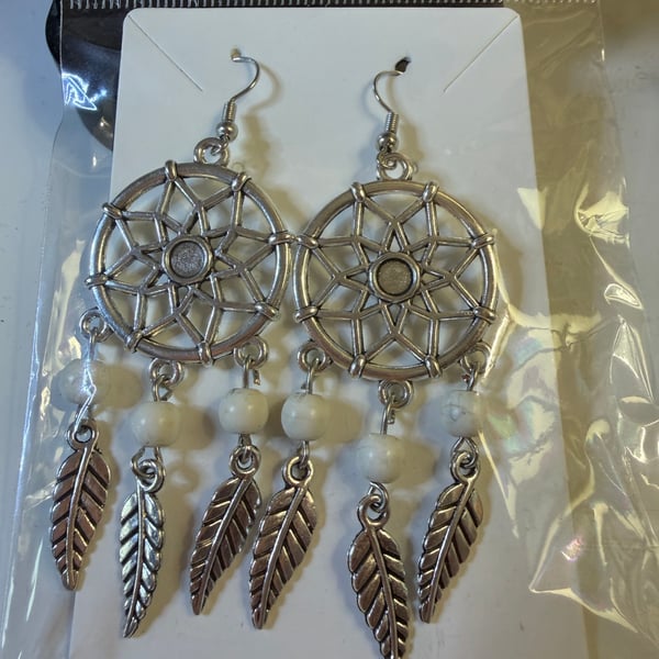 Dangly fashion earrings