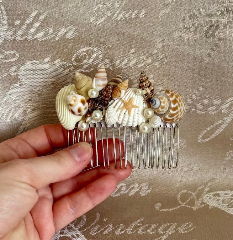 Handmade Seashell Hair Comb – Coastal Mermaid Hair Accessory