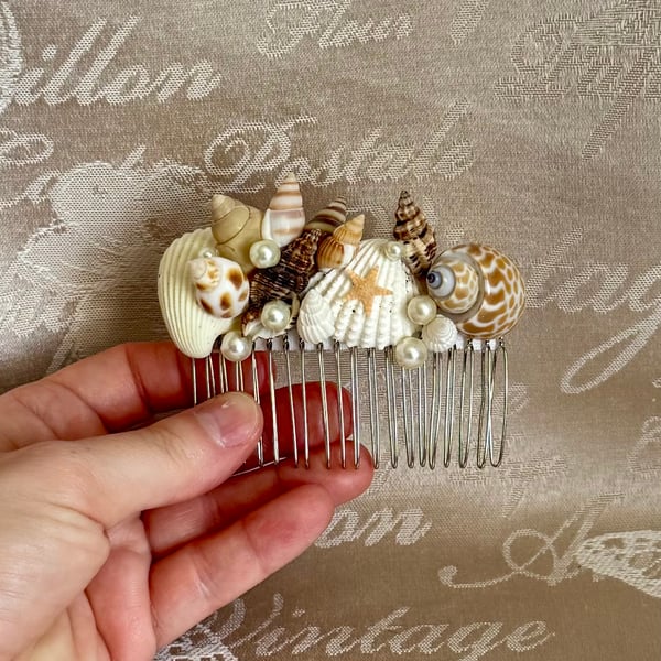 Handmade Seashell Hair Comb – Coastal Mermaid Hair Accessory