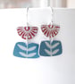 Flower earrings in red and teal - Image 1