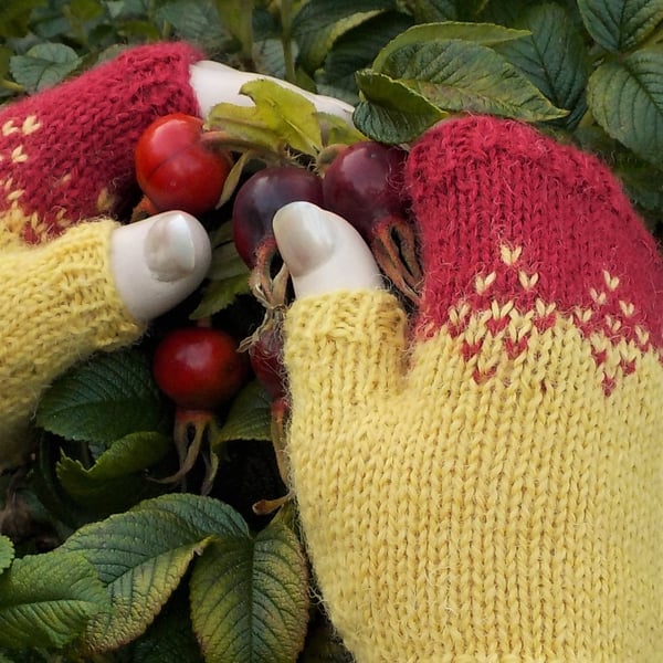 Fingerless gloves British Exmoor Horn wool red yellow fairisle 