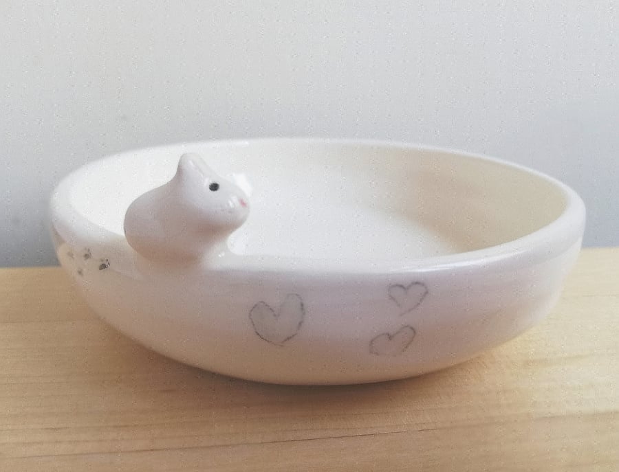 Ceramic bunny bowl with white rabbit hearts & paw prints feeder 4 mini pet lover