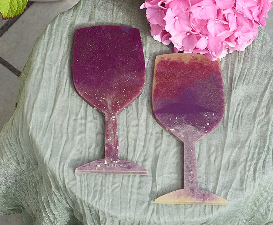 WINE GLASS Shaped Resin Coaster SET 0f 2 Wedding Favour Place Name Custom