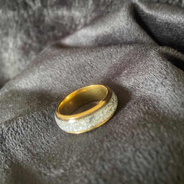 Resin ring handmade,gloss finish 