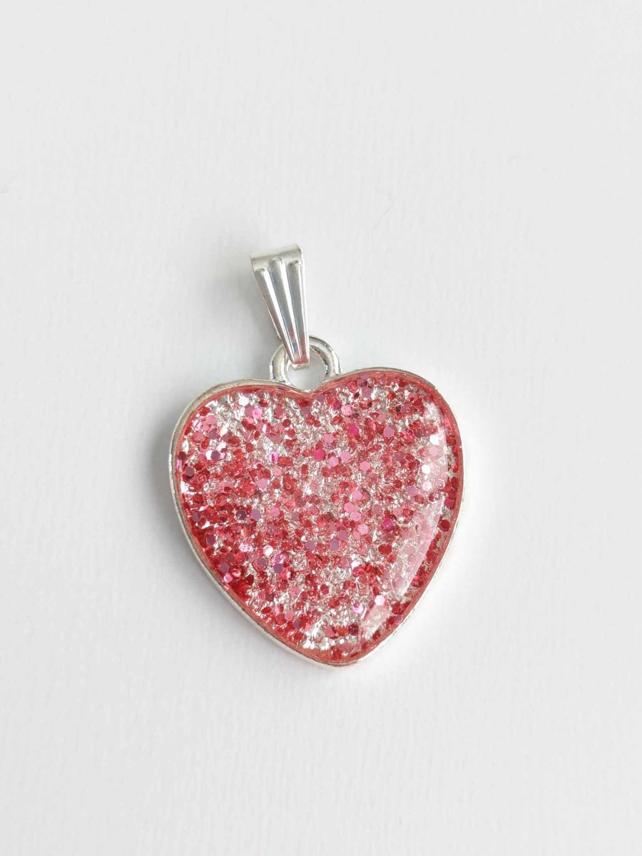 Small Heart Pendant With Pink Glitter
