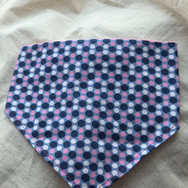 Elasticated slip-on Dog Bandana - Size M