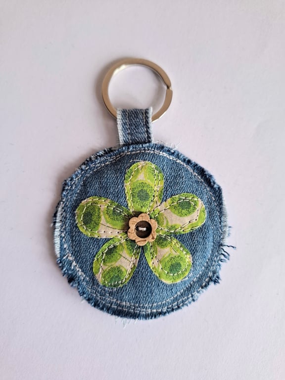 Denim flower keyring - green
