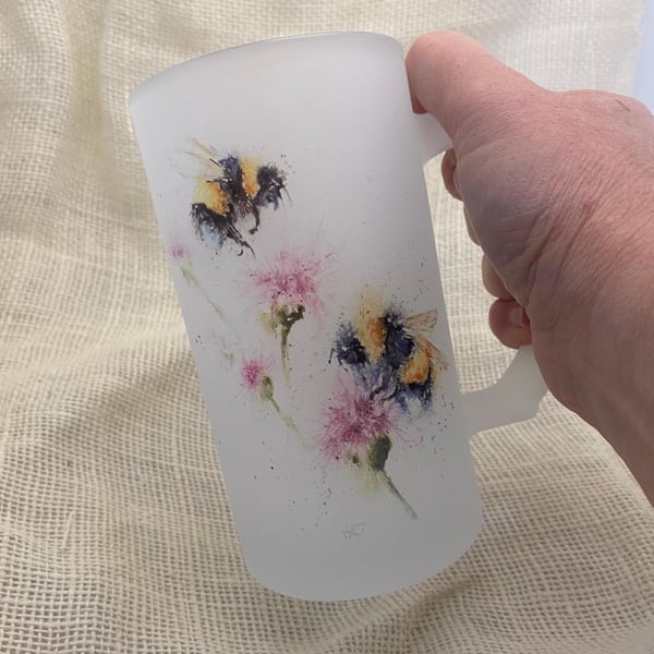 Bumblebee & Thistle Frosted Glass Tankard, Beer Stein, 500ml Drinks Glass with H