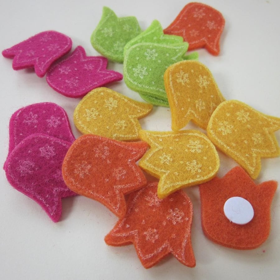 16 Bright Felt Flower Embellishments