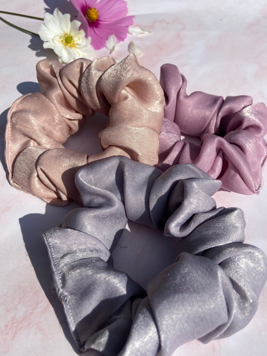 Set of 3 hair scrunchies for girls