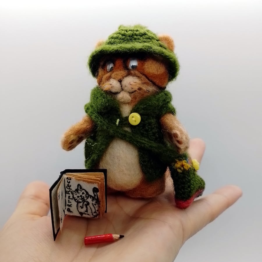 Needle Felted Ginger Cat with Accessories - RainPaw Friends