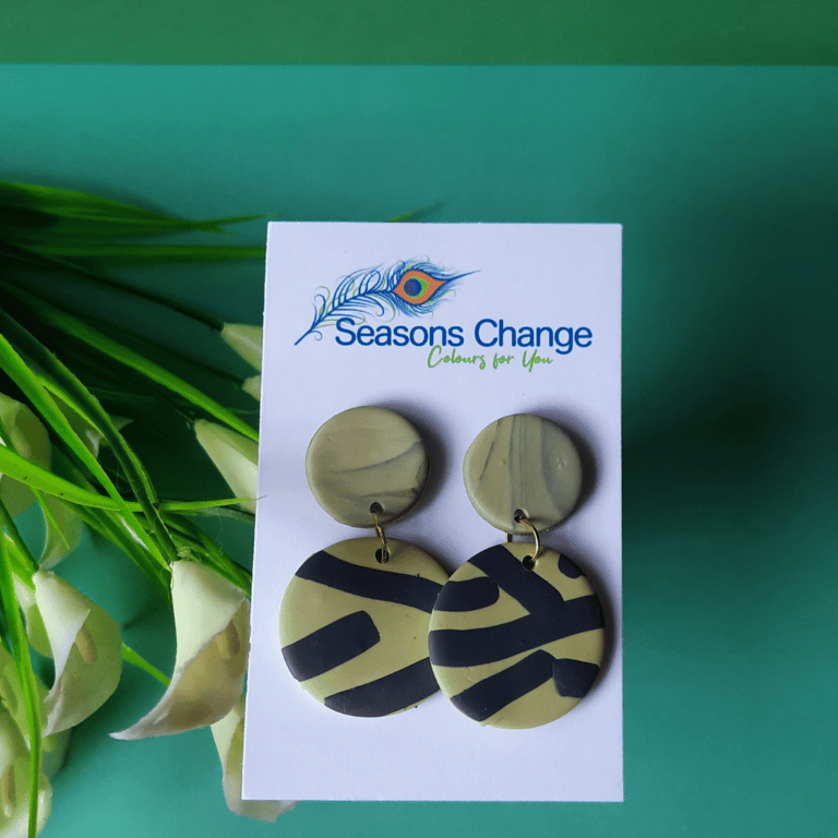 Khaki and Black (Autumn)