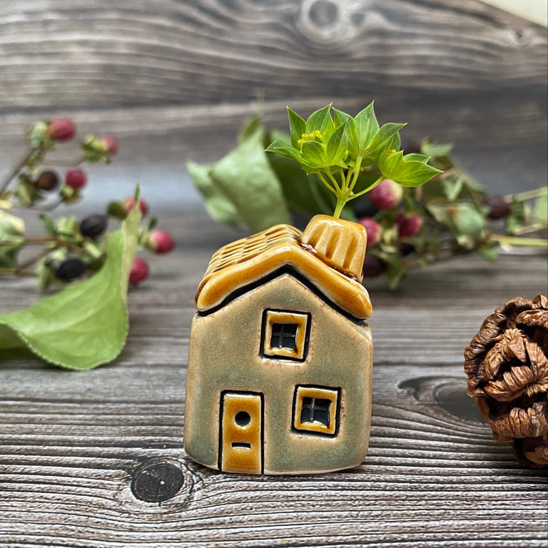 Ceramic Mini House with Chimney - Green and Yellow Flowers
