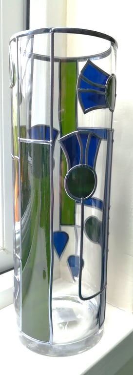 Thistle Delight is a Stained Glass Effect Flower Vase