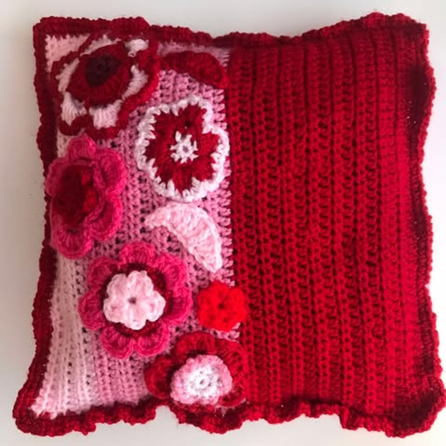 Handmade crocheted cushion cover Red-pink 