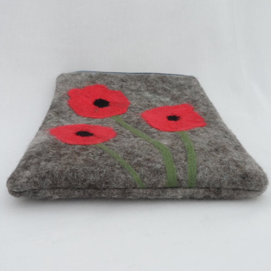 iPad 2 case - felt with poppies