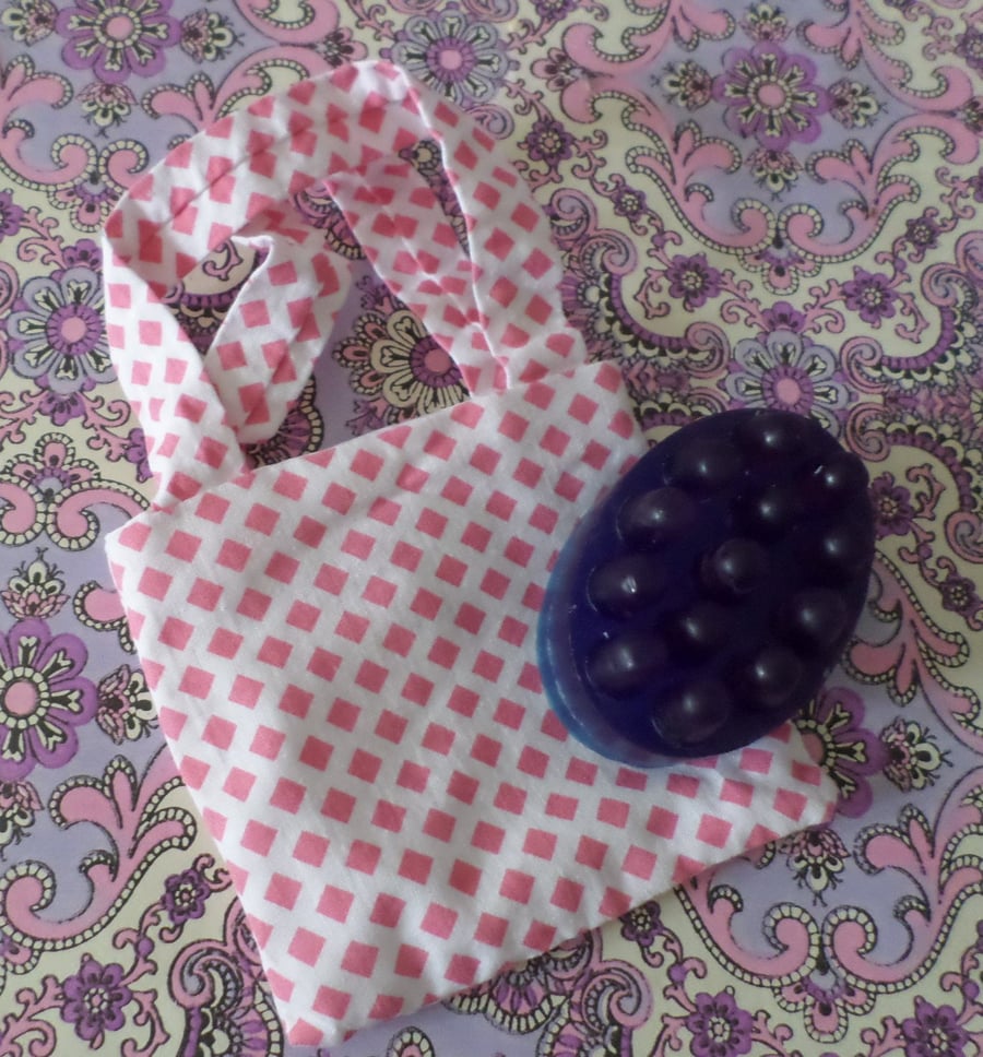 Lavender And Geranium Aromatherapy Massage Soap With Handmade Cotton Bag