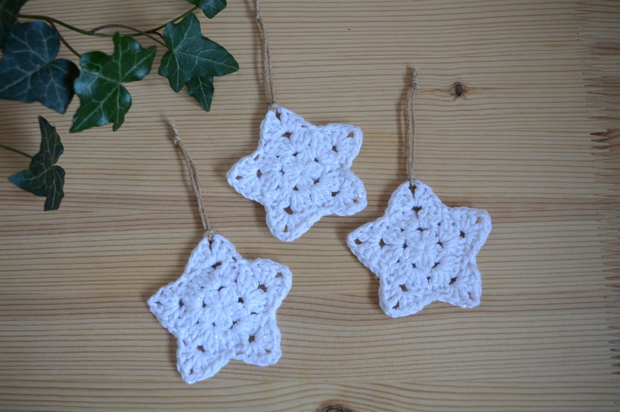 Christmas decoration : set of 3 Crochet Star Decorations