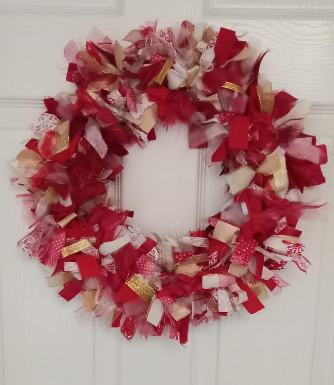 Christmas Rag Wreath in Red White and Gold