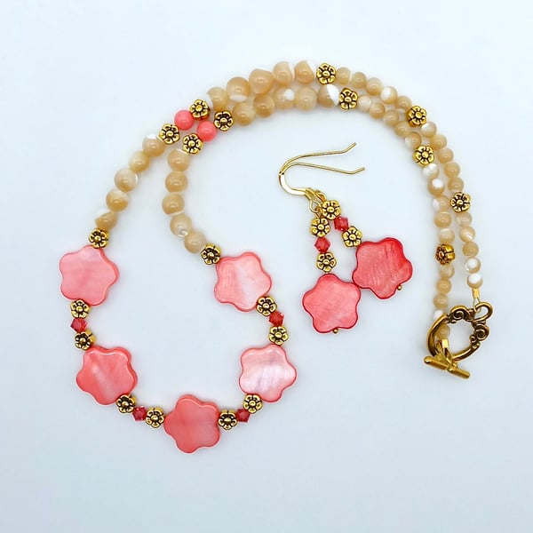 Mother Of Pearl Beaded Flower Necklace & Earrings Gift Set, Summer Seconds Sale