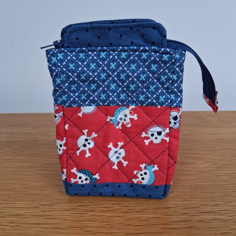 Pirate quilted zipped carton pouch