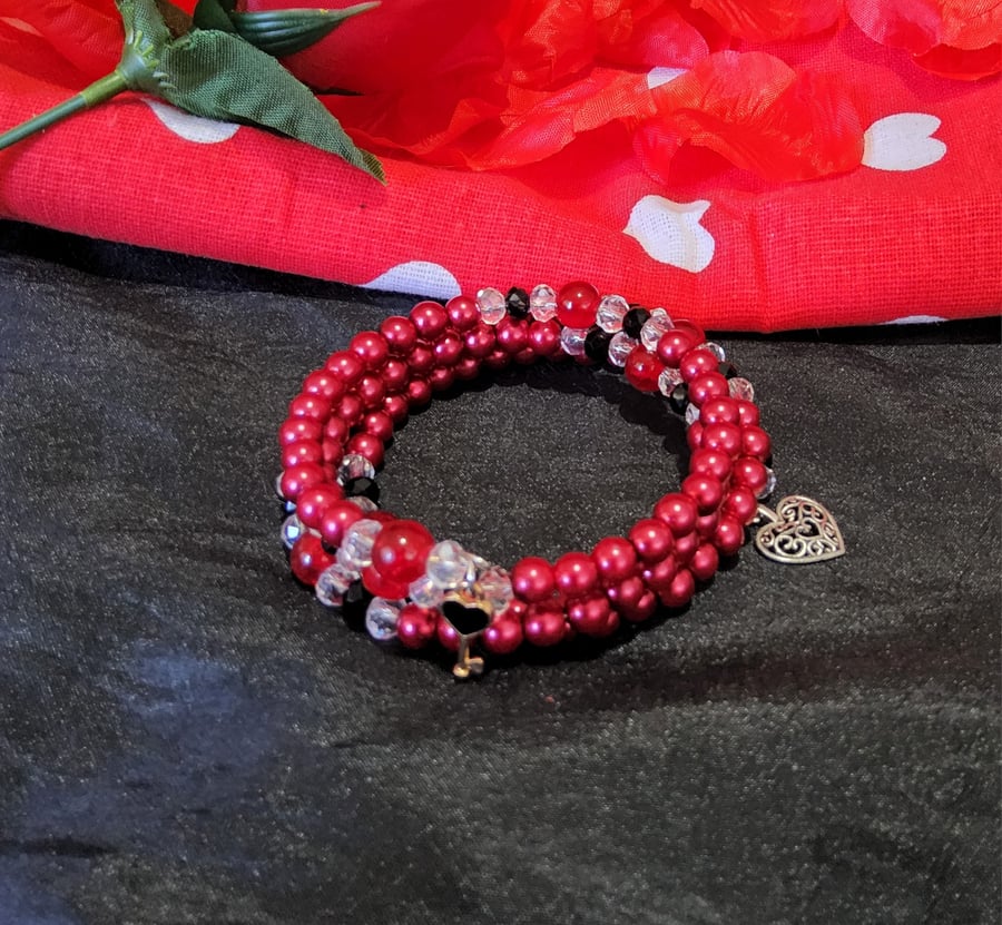 Valentines Memory Wire Bracelet - Red, Black and Clear
