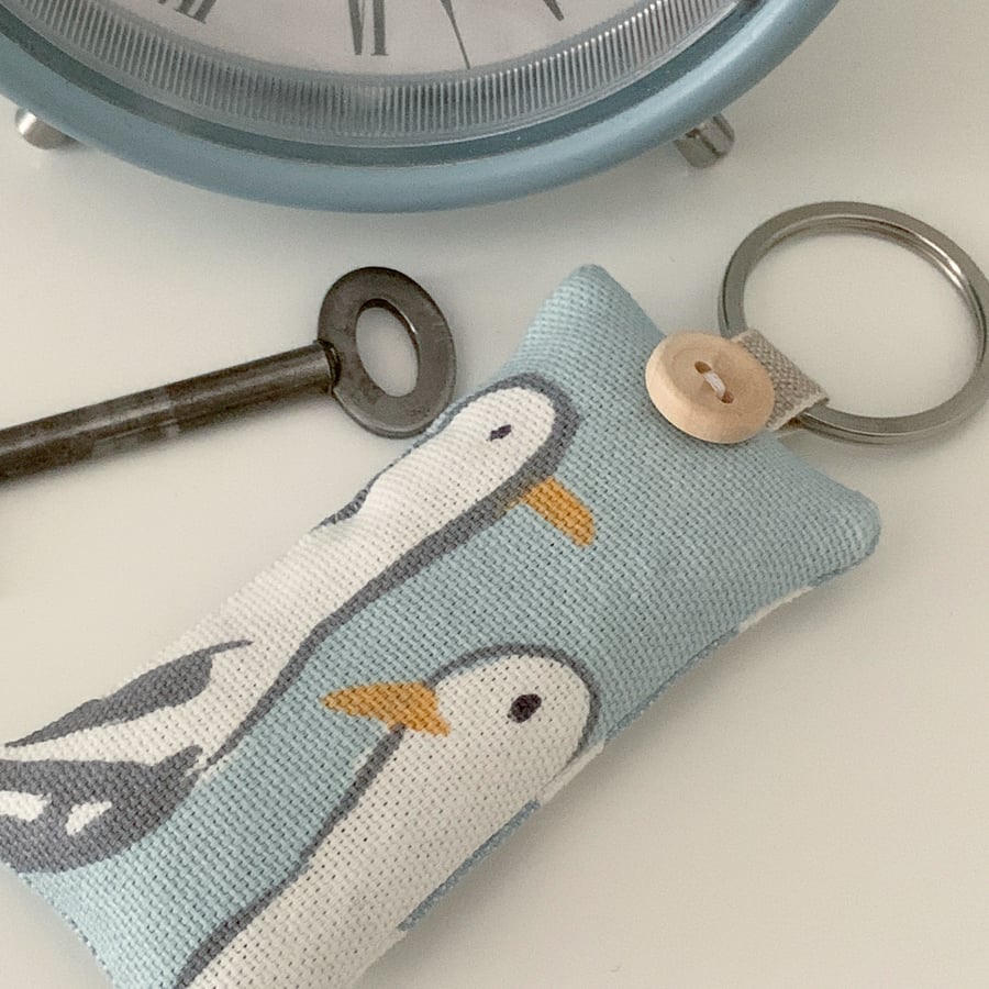 SEAGULL KEY RING - lavender, No.3 gull