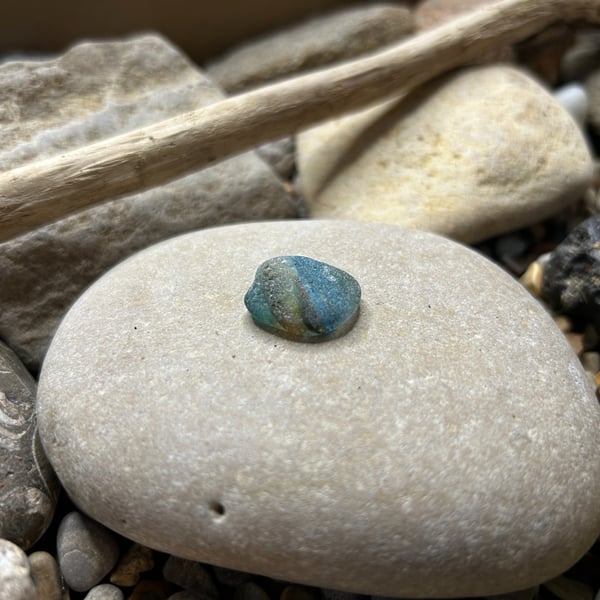 Unique Seaham sea glass, multi-coloured piece - Jewellery quality