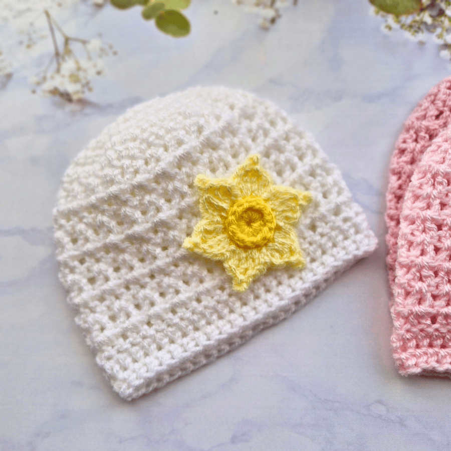 Newborn White Crochet Baby Hat with Daffodil Applique - CLEARANCE