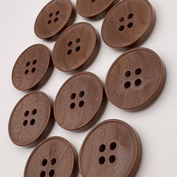 10 Brown Wood Effect Buttons, 15mm Wide, Woodgrain Design, Variegated, Plastic!