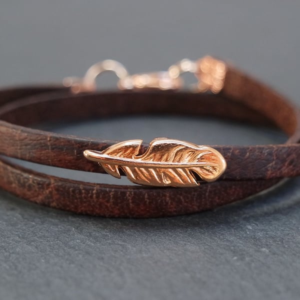 Leather wrap bracelet - feather rose gold plated