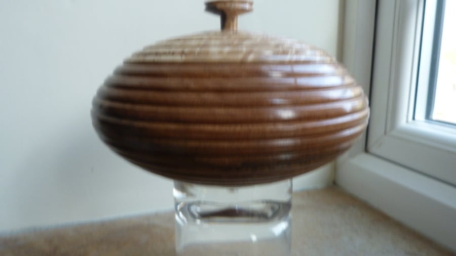 THE ART NOUVEAU LIDDED BOWL