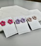 Flower stud earrings
