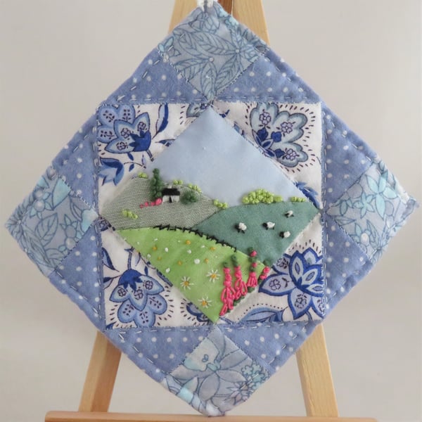 Hanging - Foxgloves small quilted picture