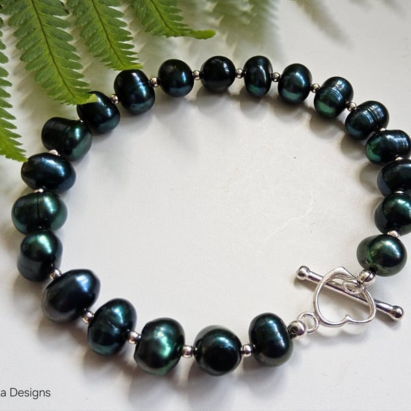 Bottle Green Potato Cultured Pearl Heavy Weight Sterling Silver Heart Bracelet 