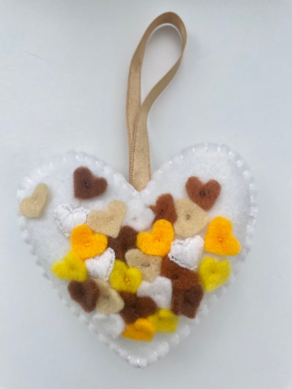 Felt heart ‘Autumn’ colours 