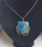 Gorgeous Blue Agate Chainmaille Pendant Necklace - Dark tones - Image 3