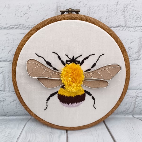 Bumblebee Embroidery, Bee Embroidery Art, 3D Bee, Stumpwork Embroidery Bee, Fuzz