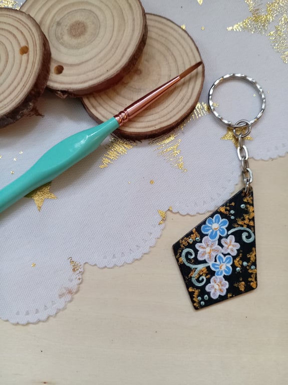 Wooden diamond shaped flower Keyring 