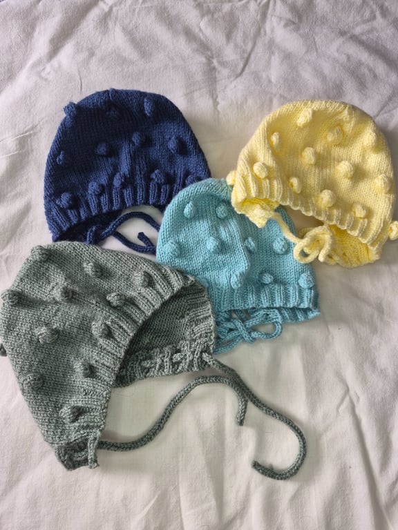 Handknitted Baby Bobble Bonnet