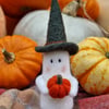 Needlefelt Witchy Ghost - Minerva 