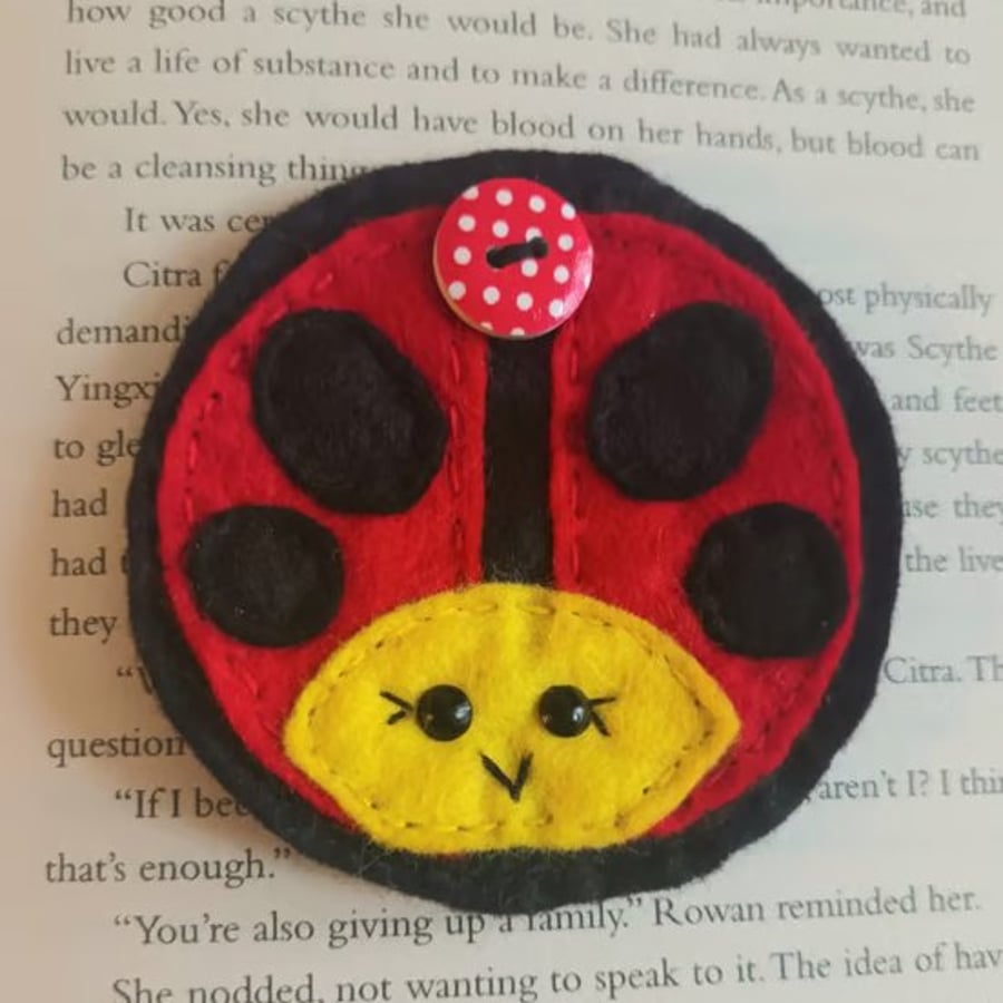 Felt Ladybird bookmark,bookworm gift,childrens book gift,book accessory.