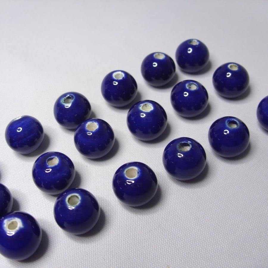 Dark blue ceramic round beads pkt 18