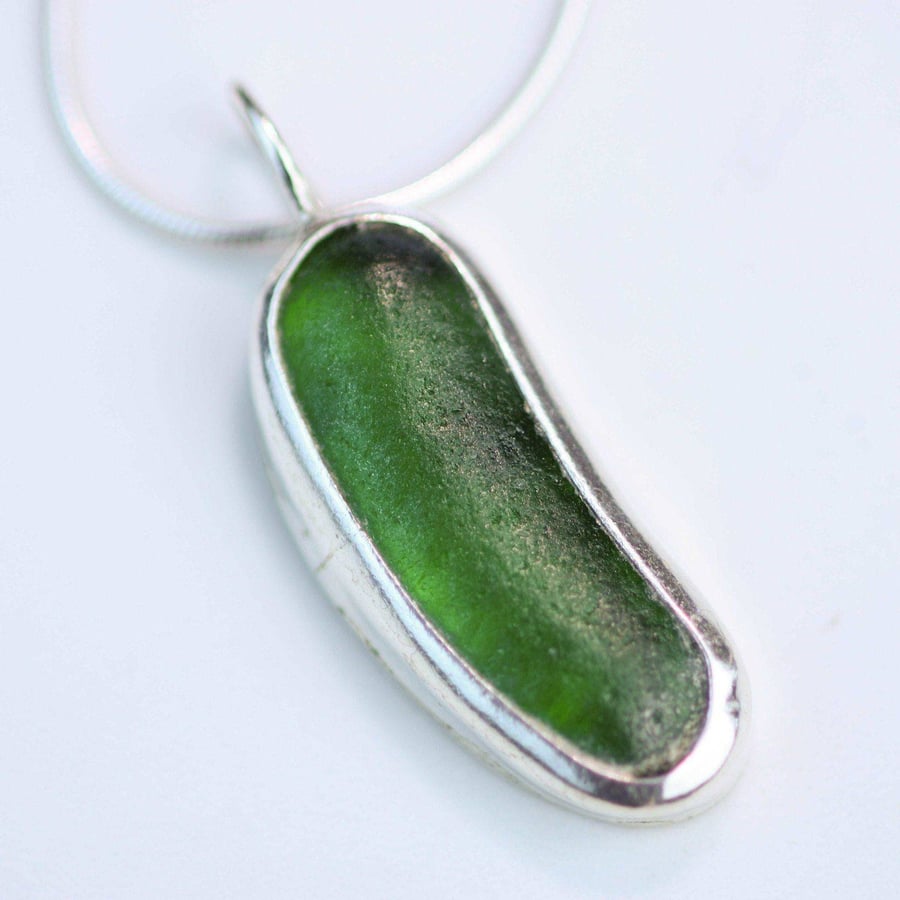 Green sea glass pendant - devon sea glass - sea glass jewellery - sea glass neck