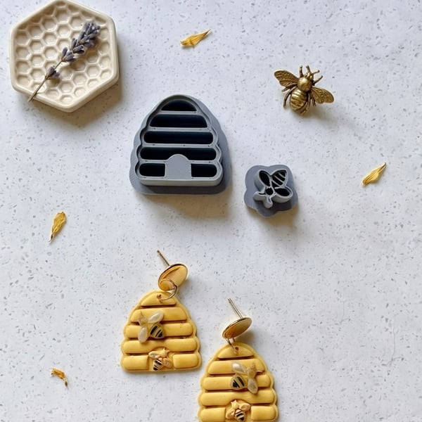 Pretty beehive with bee cutter set 