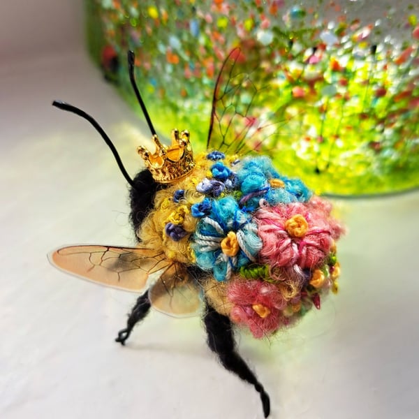 Embroidered Queen Bee 
