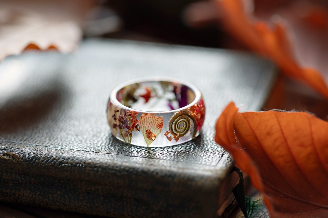 Wild Autumn Ring, Four Seasons Collections,  Autumn Leaves, Flowers