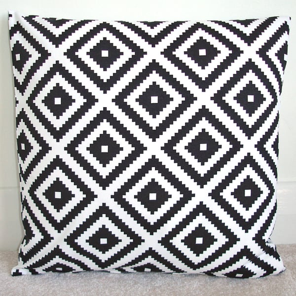 Cushion Cover Black and White Aztec 16"